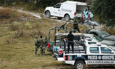 Hallan nuevas seis fosas en el estado de Guerrero 